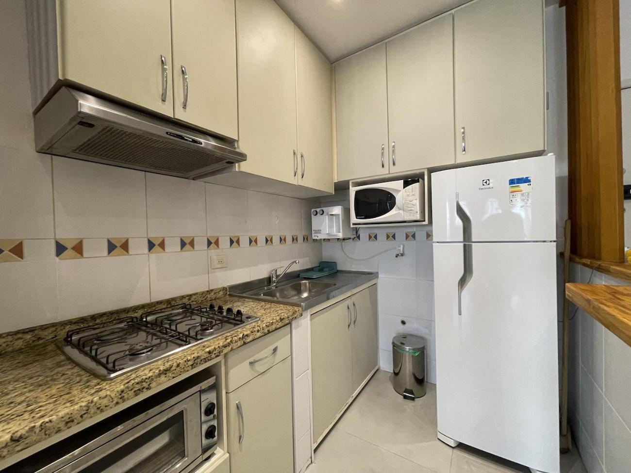 Apartamento Encantador Com Piscina - Besthostrio ริโอเดจาเนโร ภายนอก รูปภาพ
